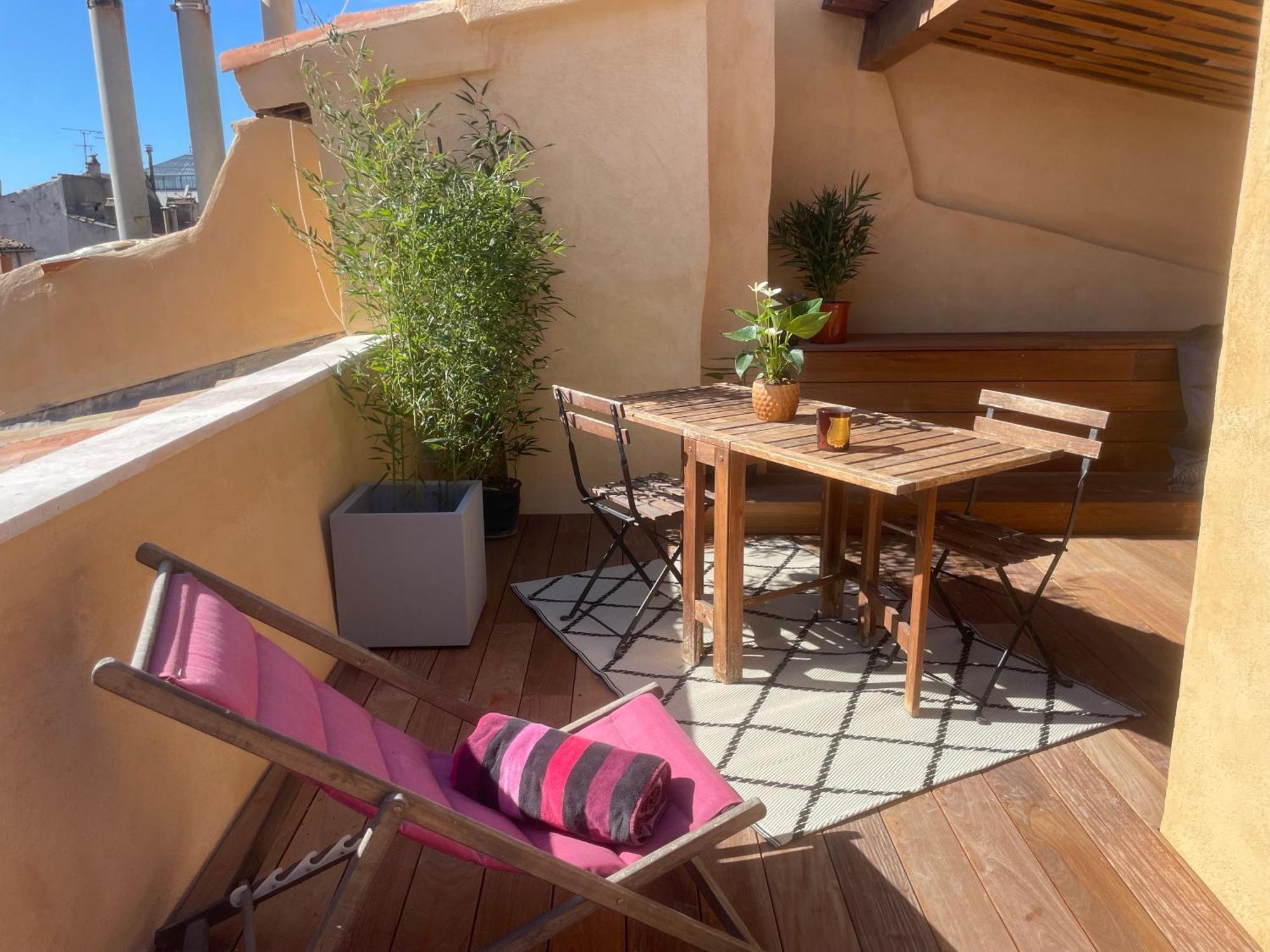 Ferienwohnung Le Mini - Un Voyage En Provence Aix-en-Provence Exterior foto